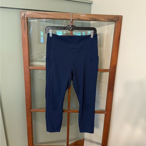 Fabletics Navy Blue Leggings - Picture 1 of 5